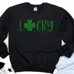 Womens Green Lucky St Patricks Day Sweatshirt NEW